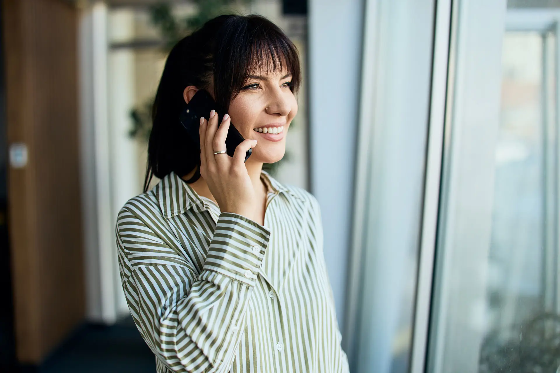 Woman talking on the phone